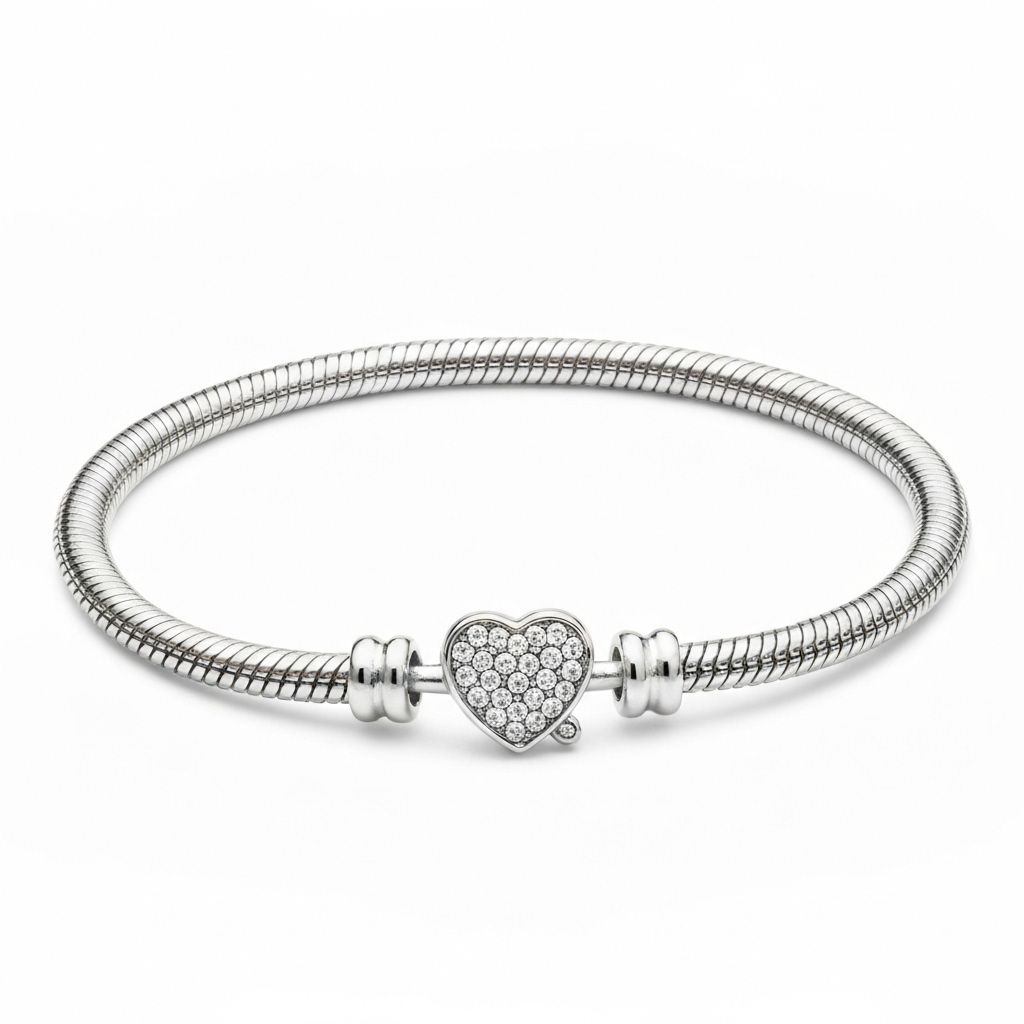 Bracelete Prata em Trama e Fecho Coração Brilhante